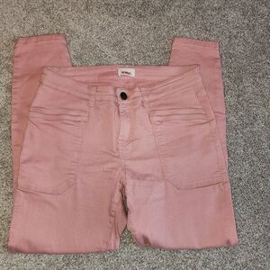 Preowned Bongo size 7‎ pink salmon color crop pants